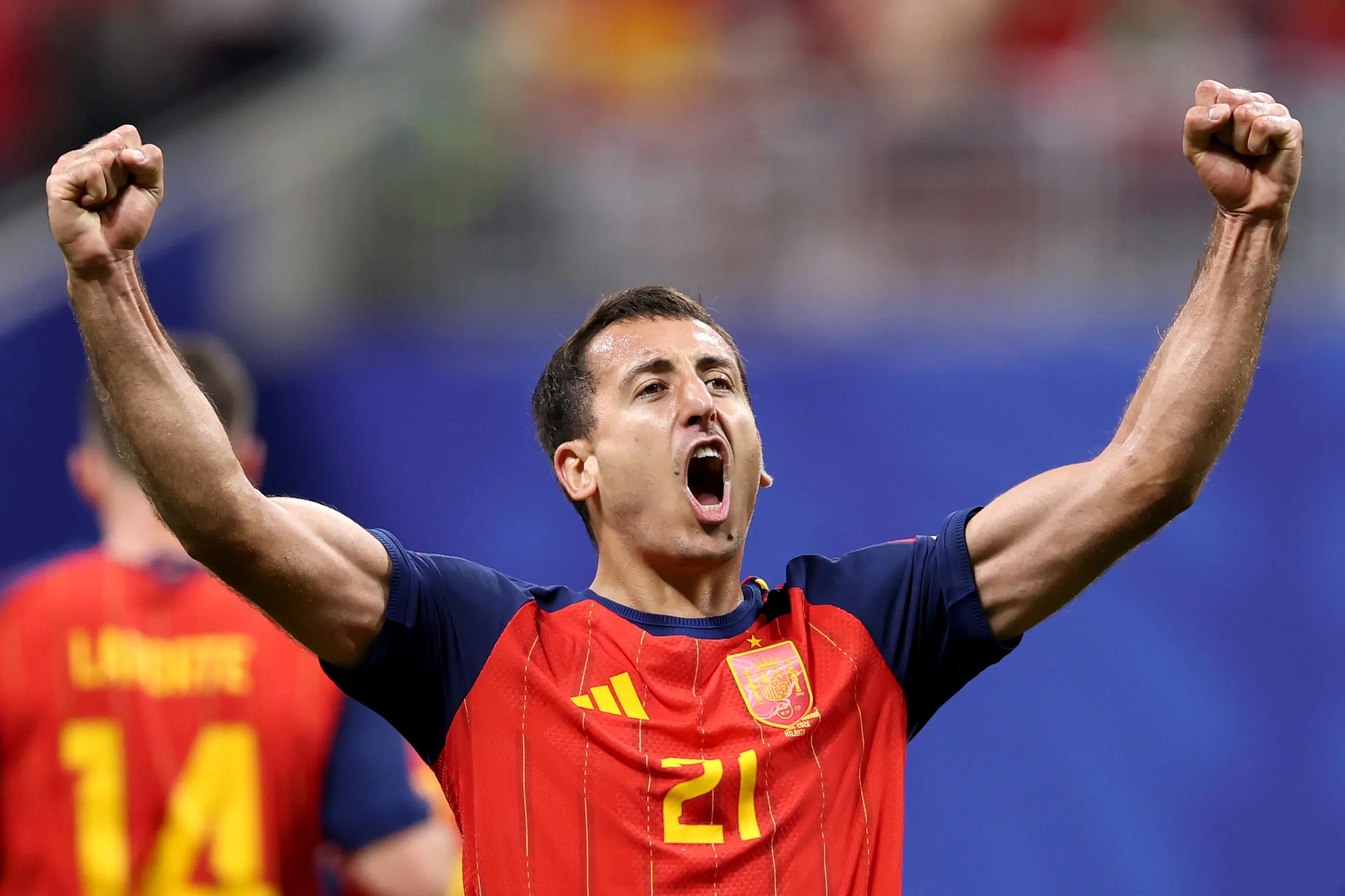 Oyarzabal Ignites a Fantasy Firestorm!