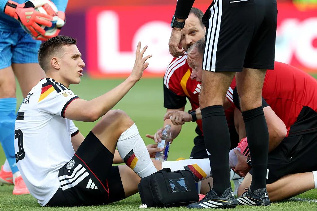 Heartbreak for Schlotterbeck as Injury Cruelly Snatches His World Cup Dream Away!